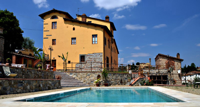 <i18n class='notranslate'>Agriturismo Il Poderaccio - Azienda Agricola Le Rondini</i18n>