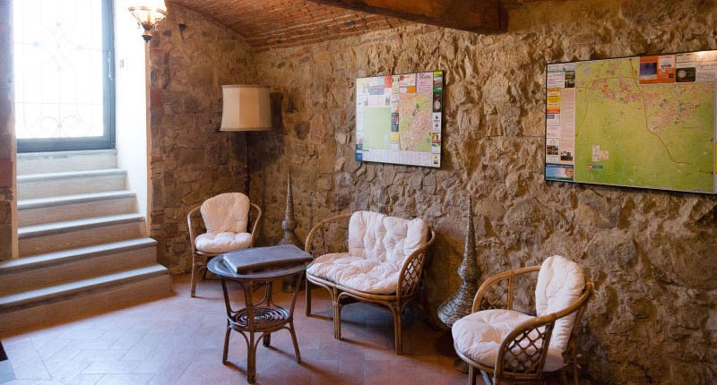 <i18n class='notranslate'>Agriturismo Il Poderaccio - Azienda Agricola Le Rondini</i18n>